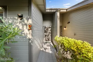More Details about MLS # 6737505 : 4144 N 21ST STREET#8