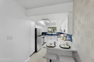 Photo #3: 6737505 Listing