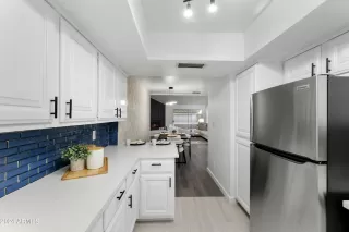 Photo #5: 6737505 Listing