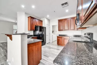 Photo #1: 6737550 Listing