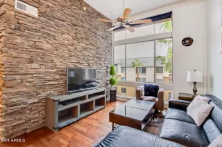 Photo #1: 6737751 Listing 