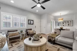 Photo #3: 6737807 Listing