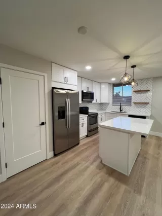 Photo #2: 6737928 Listing