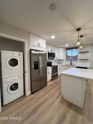 Photo #3: 6737928 Listing