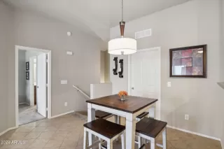 Photo #5: 6737944 Listing 