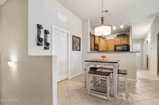 Photo #6: 6737944 Listing 