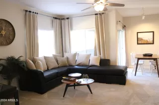 Photo #5: 6738134 Listing