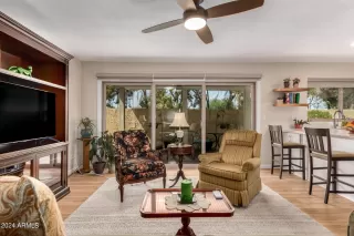 Photo #4: 6738204 Listing