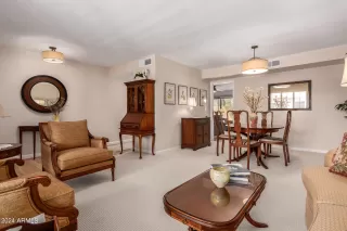 Photo #6: 6738204 Listing