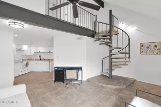 Photo #1: 6738366 Listing