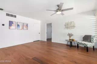 Photo #6: 6738583 Listing 