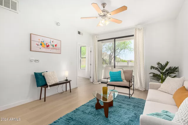 MLS: 6738705 Condo For Sale