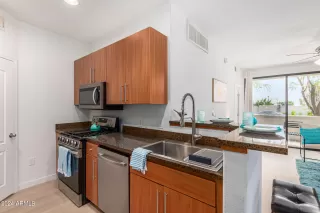 Photo #1: 6738705 Listing