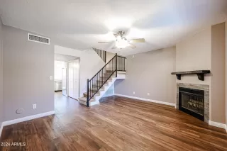 Photo #4: 6738783 Listing