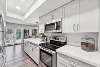 Photo #6: 6738975 Listing