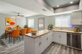 Photo #3: 6738984 Listing