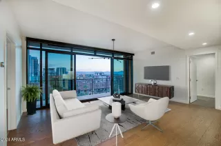 Photo #2: 6739050 Listing