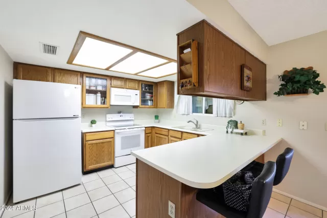 MLS: 6739193 Condo For Sale