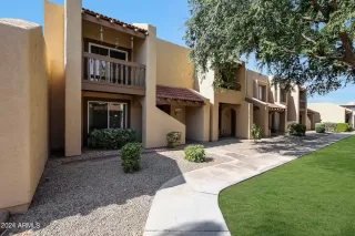 Photo #4: 6739193 Listing