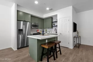 Photo #1: 6739217 Listing