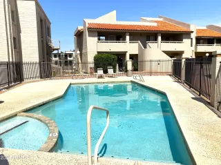 Photo #1: 6739280 Listing