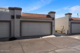 Photo #2: 6739284 Listing 