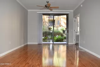 Photo #2: 6739298 Listing 