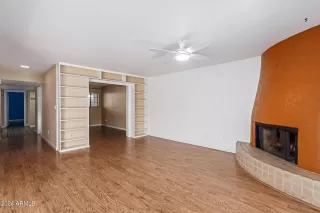 Photo #6: 6739331 Listing