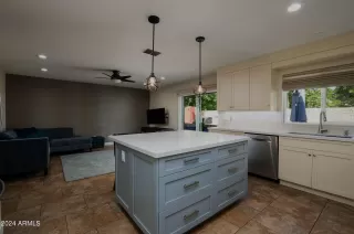 Photo #6: 6739346 Listing 