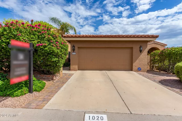 MLS: 6739353 Condo For Sale