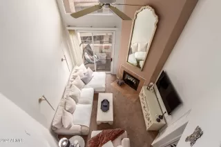 Photo #3: 6739446 Listing