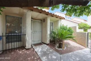 Photo #4: 6739517 Listing 