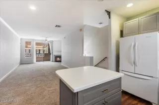 Photo #5: 6739598 Listing