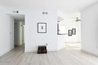 Photo #2: 6739609 Listing