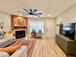 Photo #4: 6740013 Listing