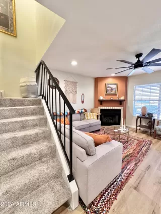 Photo #5: 6740013 Listing