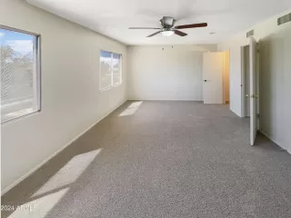 Photo #2: 6740263 Listing 