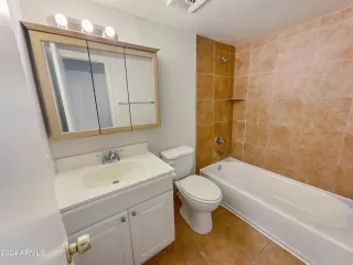 Photo #4: 6740263 Listing 