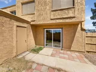 Photo #5: 6740263 Listing 