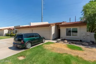 Photo #1: 6740284 Listing 