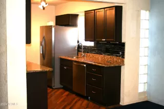 Photo #6: 6740460 Listing