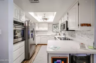 Photo #1: 6740602 Listing 