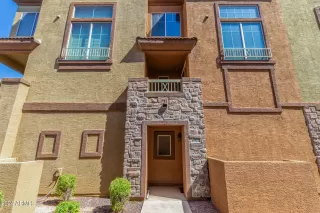 Photo #1: 6740826 Listing 