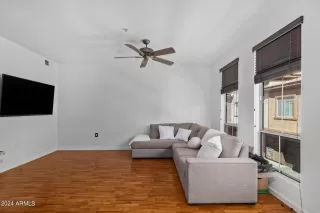 Photo #3: 6740826 Listing 