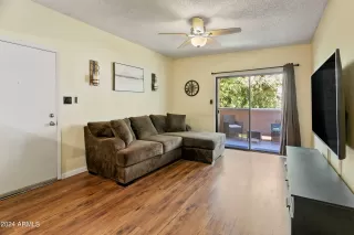 Photo #3: 6740848 Listing 