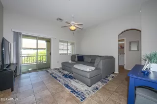 Photo #5: 6740877 Listing