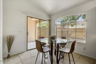 Photo #5: 6741049 Listing