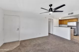 Photo #5: 6741072 Listing 