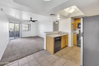 Photo #6: 6741072 Listing 
