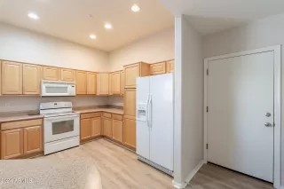 Photo #6: 6741151 Listing